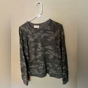 Womens universal thread camo crewneck sweatshirt